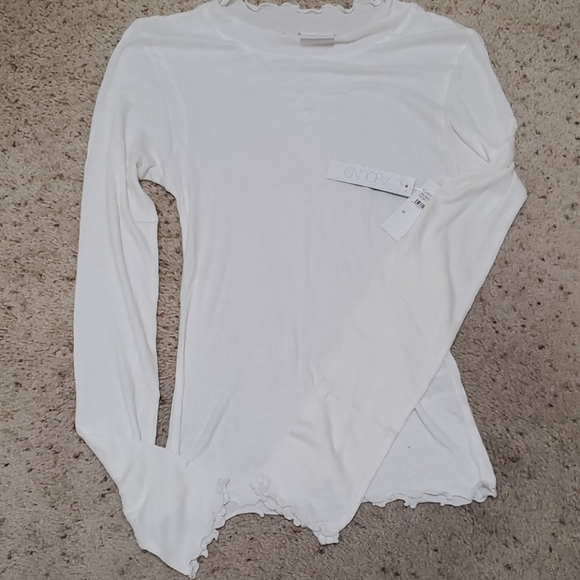 Abound Ivory Lettuce Edged Knit Top Size M - Picture 4 of 4